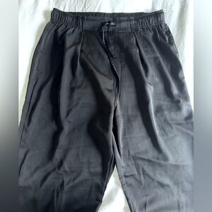 Uniqlo pull on satin pants with draw string tie (M)